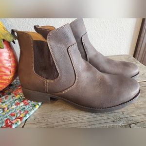 Euro Soft Ankle Boots